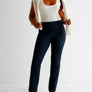 Express Mid Rise Barely Boot Columnist Pant 10R Navy